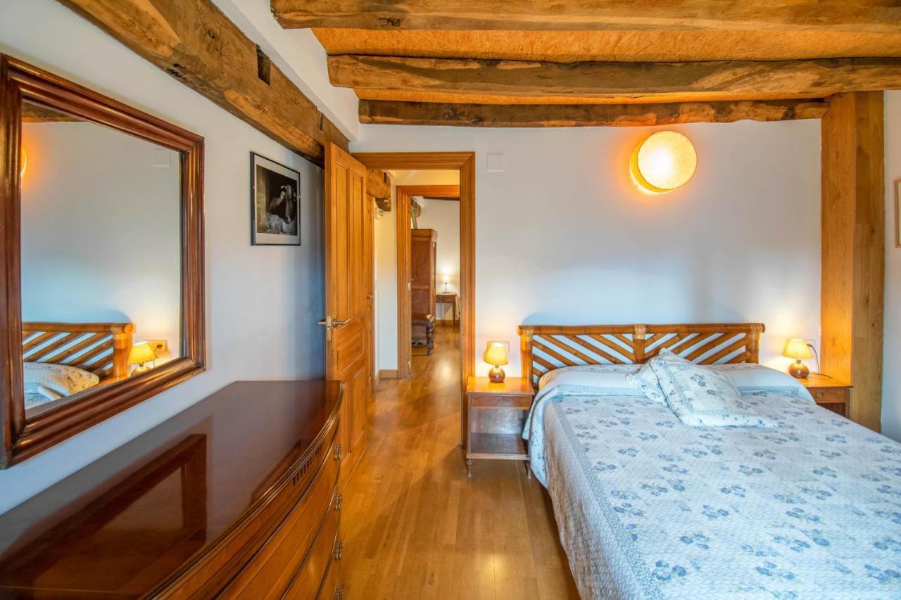 Casa Monaut, Acogedores Apartamentos A Los Pies De La Selva De Irati Saragueta Zewnętrze zdjęcie